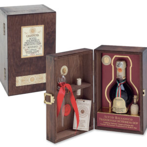 Traditional Balsamic Vinegar of Modena DOP Affinato 15 WOOD BOX